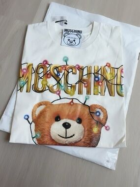 SOLD！Moschino White Tee with Teddy and Multicolor Lights